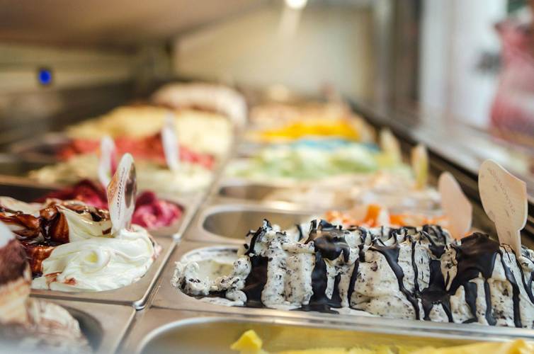 Che attrezzatura serve per poter avviare una gelateria?