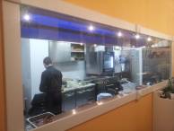 vetrata sul laboratorio